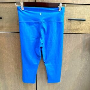 Zyia Capri  leggings size 6-8 brand new great color and super well made leggings